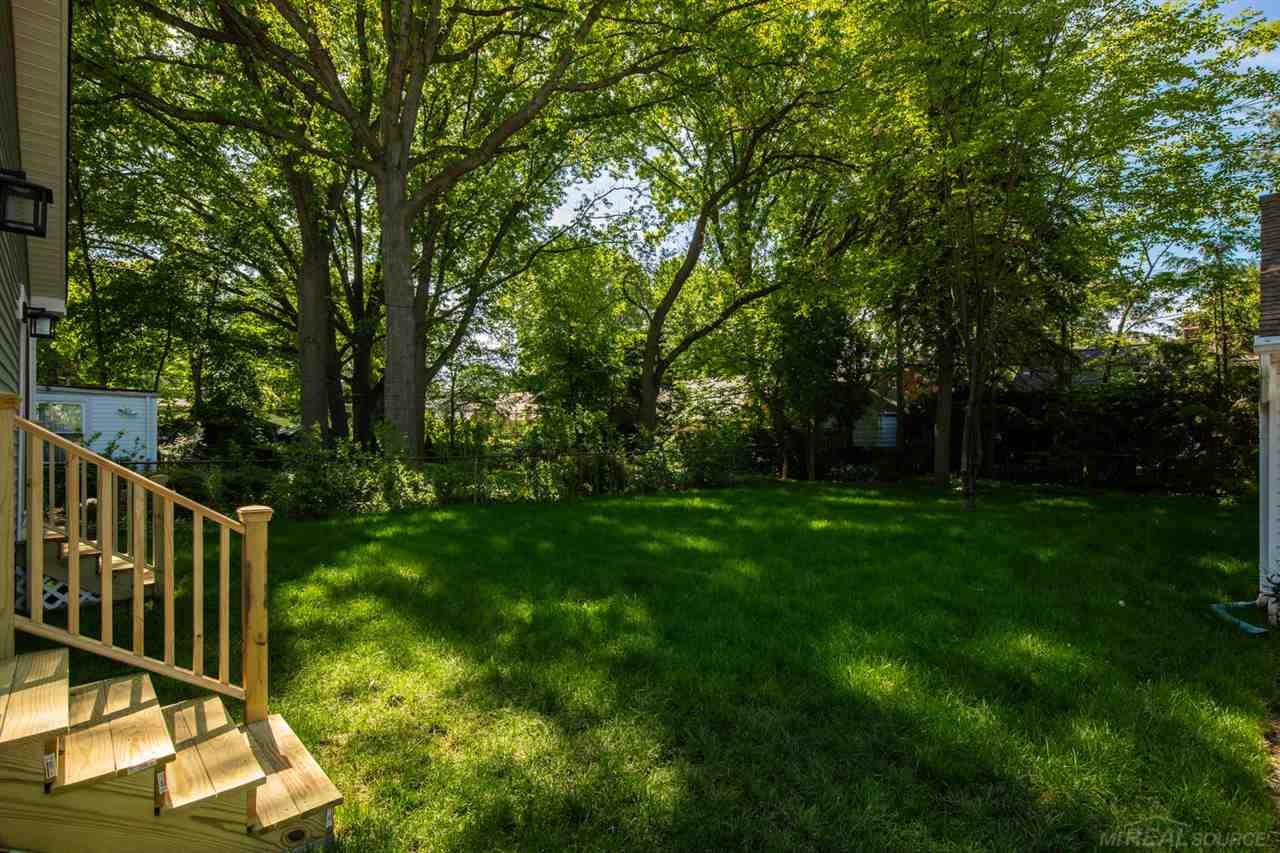 323 Lothrop Road Grosse Pointe Farms, MI 48236 - Photo 41 of 41