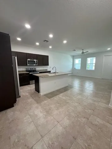 $3,000 | 4682 Longwood Lk Square, Westlake, FL 33470