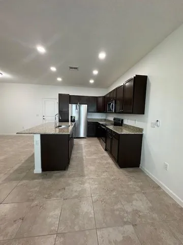 $3,000 | 4682 Longwood Lk Square, Westlake, FL 33470