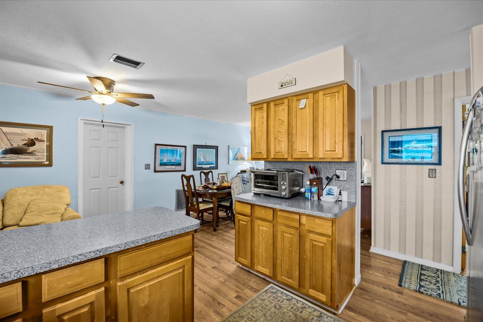 3141 Northeast Spruce Ridge Avenue Jensen Beach, FL 34957 - Photo 12 of 35 12-spruce in-17