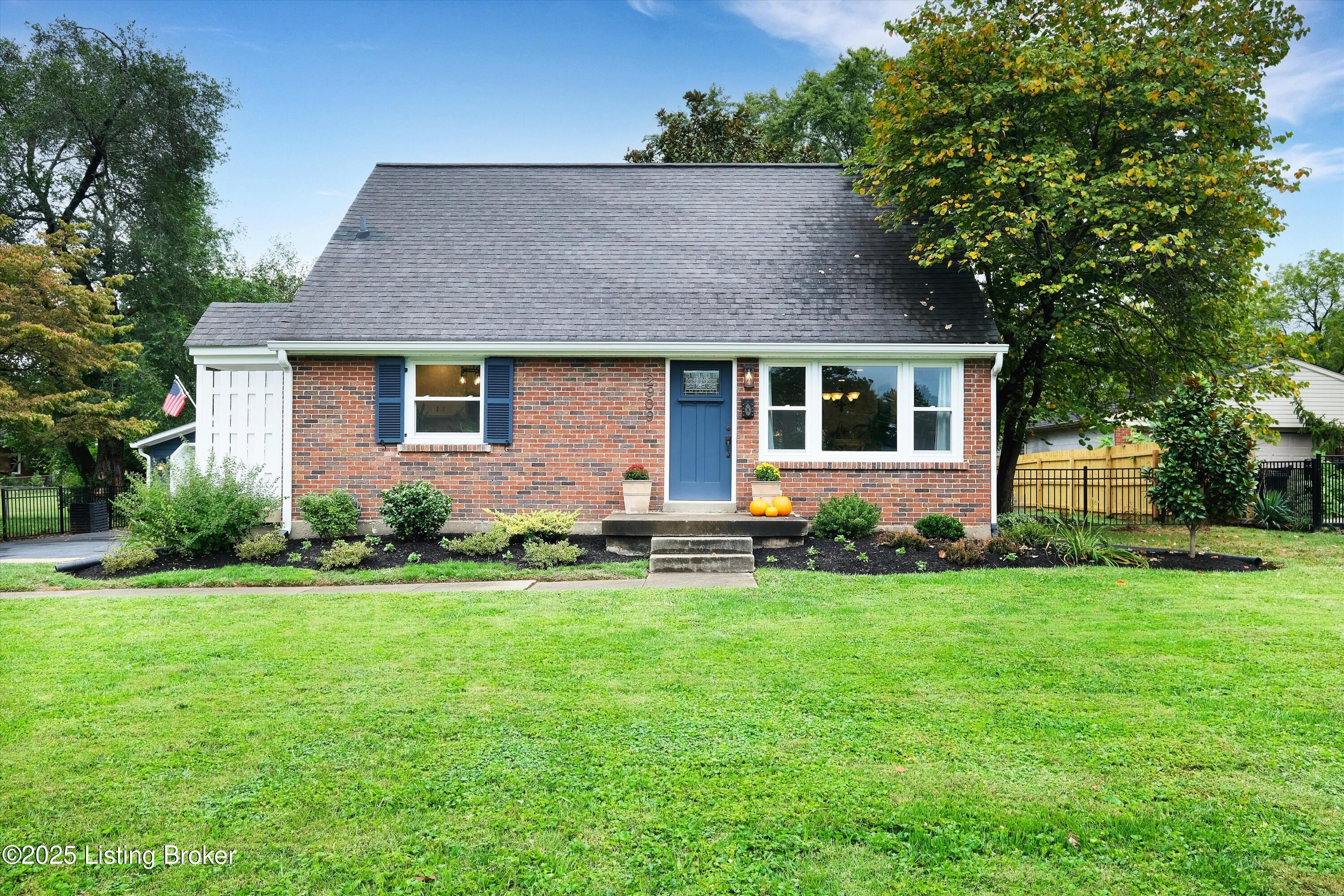 2909 Miles Road Louisville, KY 40220 - Photo 1 of 44 Front