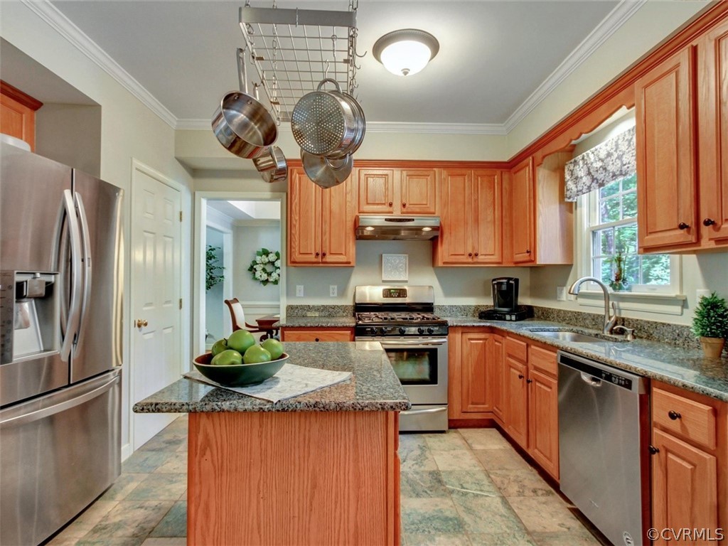 5509 Chestnut Bluff Road Midlothian, VA 23112 - Photo 12 of 35 Gallery Image 12