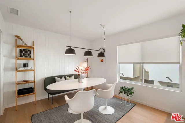 $1,599,000 | 958 18th Street, Unit 5, Santa Monica, CA 90403