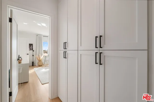 $1,599,000 | 958 18th Street, Unit 5, Santa Monica, CA 90403