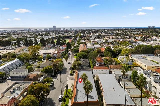 $1,599,000 | 958 18th Street, Unit 5, Santa Monica, CA 90403