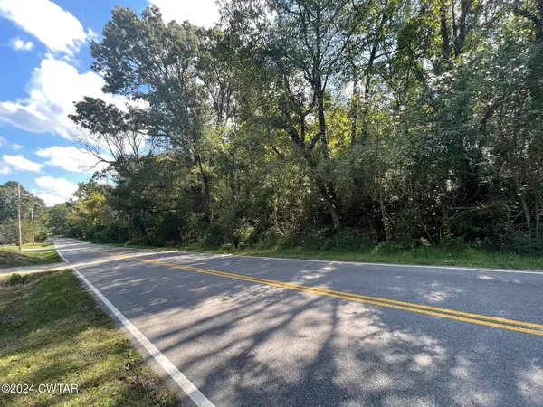 a view of a basketball court
