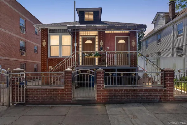$775,000 | 1904 Lacombe Avenue | Harding Park