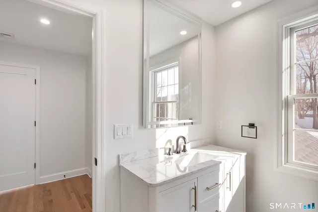 $7,500 | 10 Greenwood Avenue, Darien, CT 06820