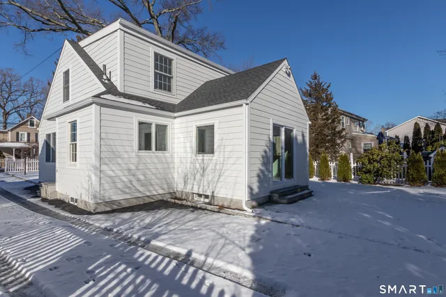 $7,500 | 10 Greenwood Avenue, Darien, CT 06820