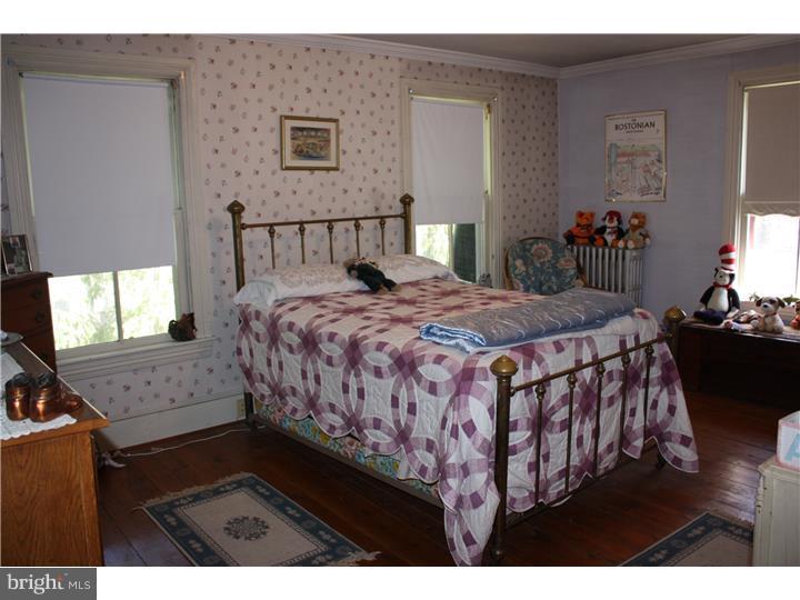 1111 Durham Road Riegelsville, PA 18077 - Photo 15 of 22