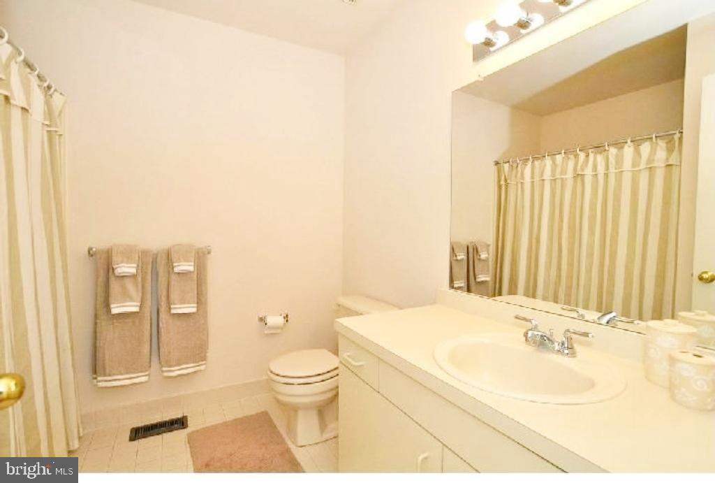 5 Wellfleet Lane Chesterbrook, PA 19087 - Photo 23 of 28