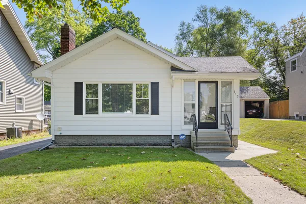 $174,900 | 115 South Thompson Street, Jackson, MI 49203