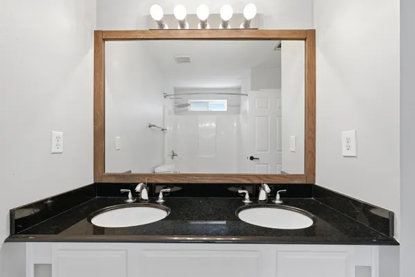 $2,550 | 176 Wright Circle, Niceville, FL 32578