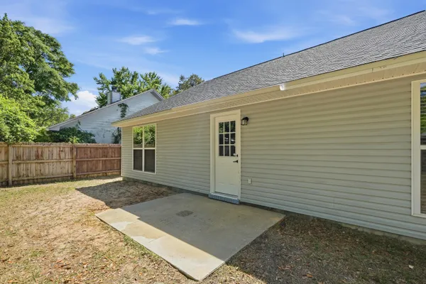 $2,550 | 176 Wright Circle, Niceville, FL 32578