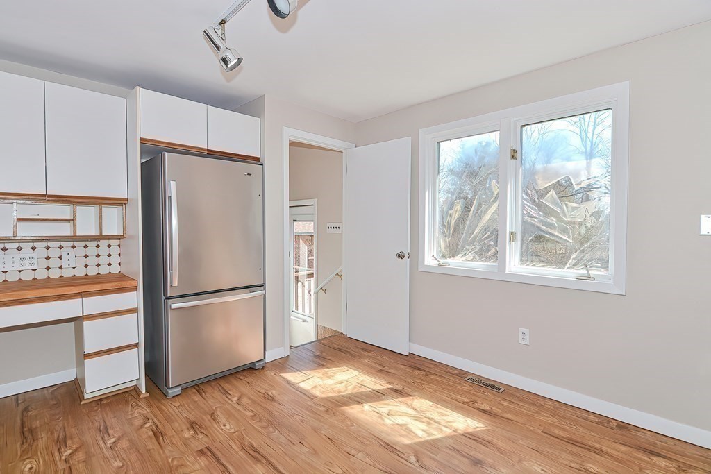 8 Holmes Road Ashland, MA 01721 - Photo 10 of 33