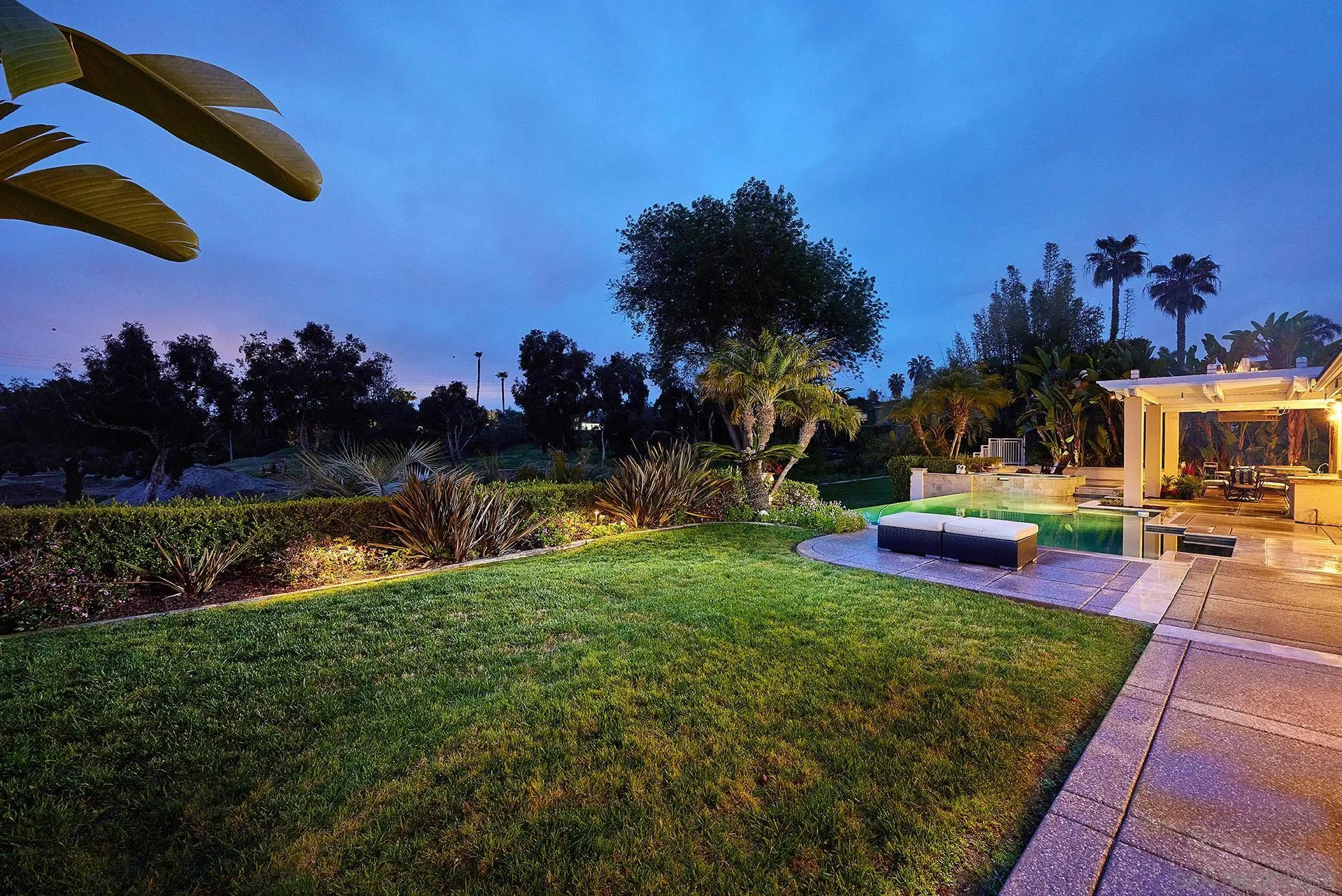 2027 Alga Road Carlsbad, CA 92009 - Photo 9 of 72