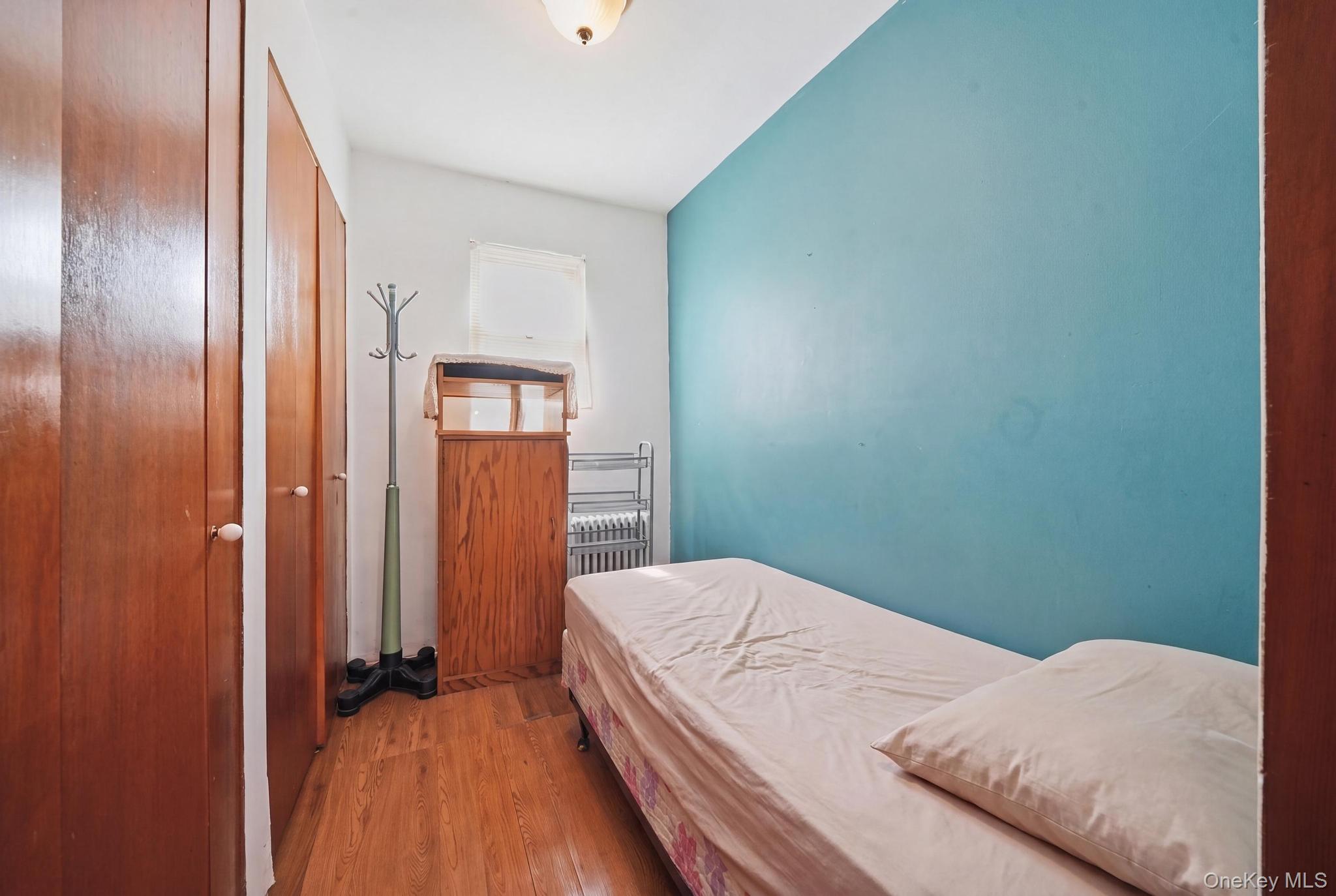 39 West 11th Road Queens, NY 11693 - Photo 11 of 28 Virtually Cleaned Up