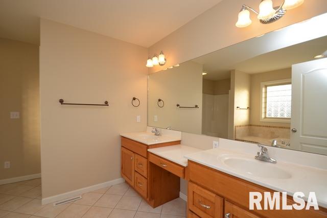 2045 West Geneva Road Peoria, IL 61615 - Photo 20 of 33 Gallery Image 20