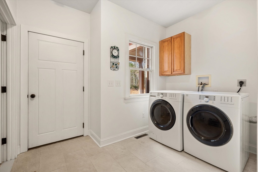 55 Ramshorn Road Charlton, MA 01507 - Photo 17 of 42