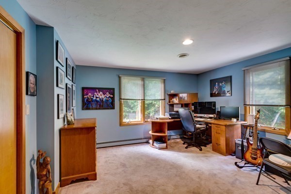 19 Olde Farm Road Easton, MA 02375 - Photo 12 of 29 Gallery Image 12
