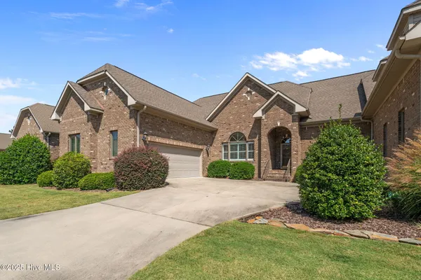 $624,000 | 7 Stanton Circle, Pinehurst, NC 28374