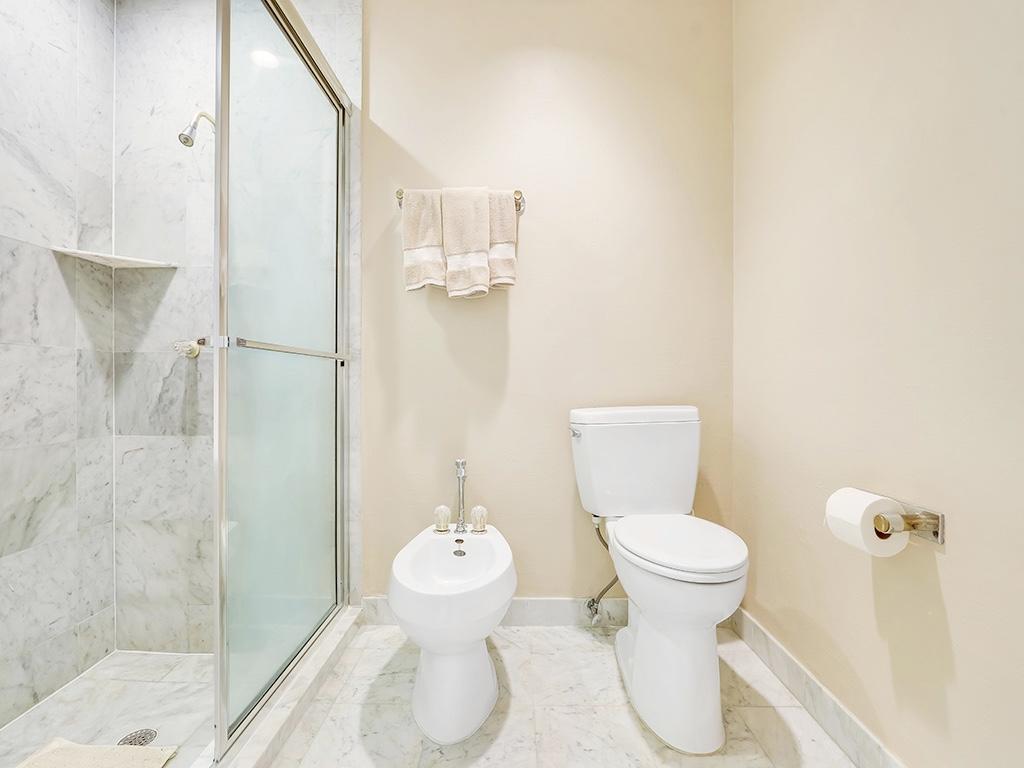 17027 Ryton Lane Boca Raton, FL 33496 - Photo 15 of 24 Master Bathroom