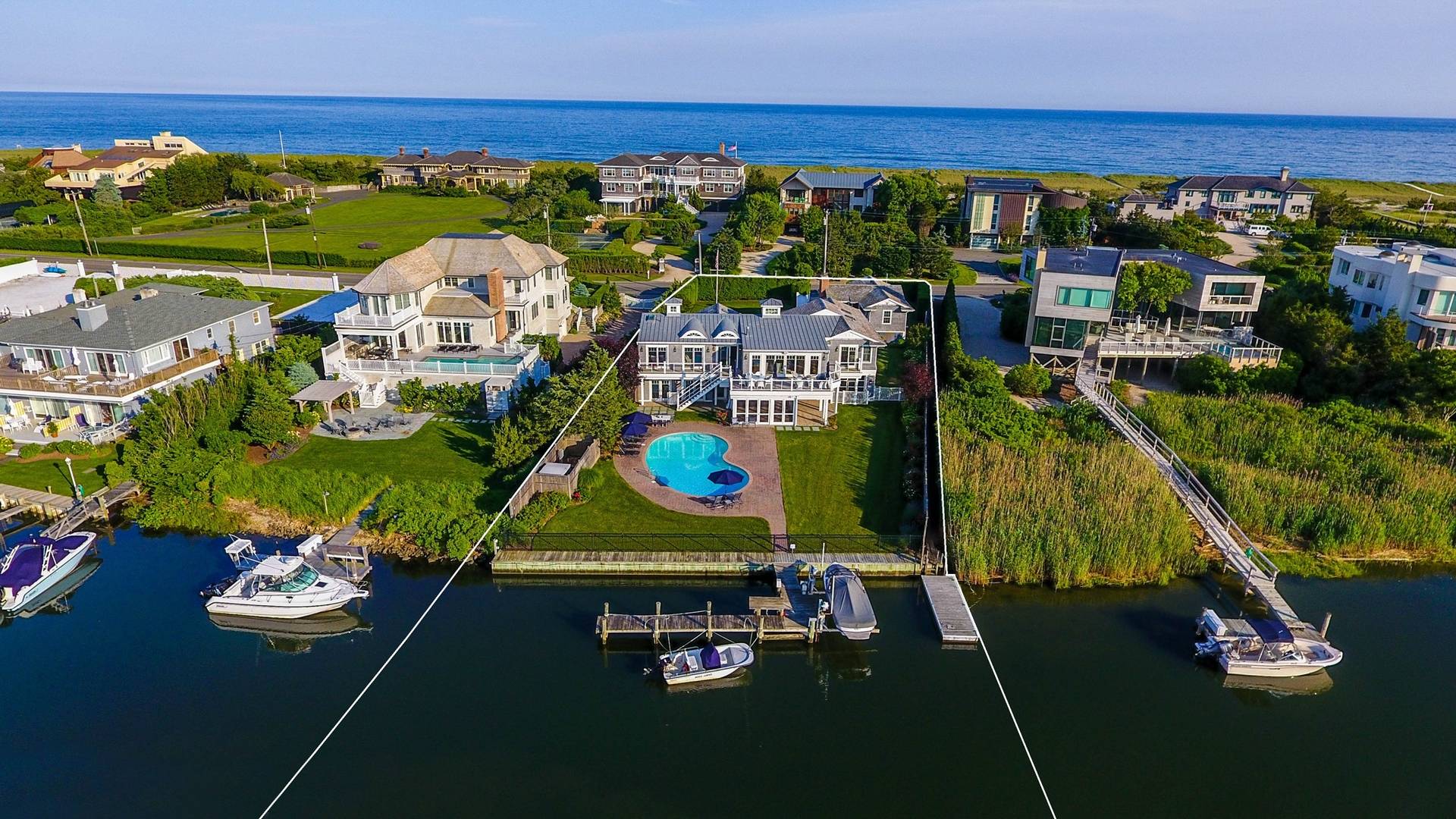 126 Dune Road Quogue, NY 11959 - Photo 2 of 26