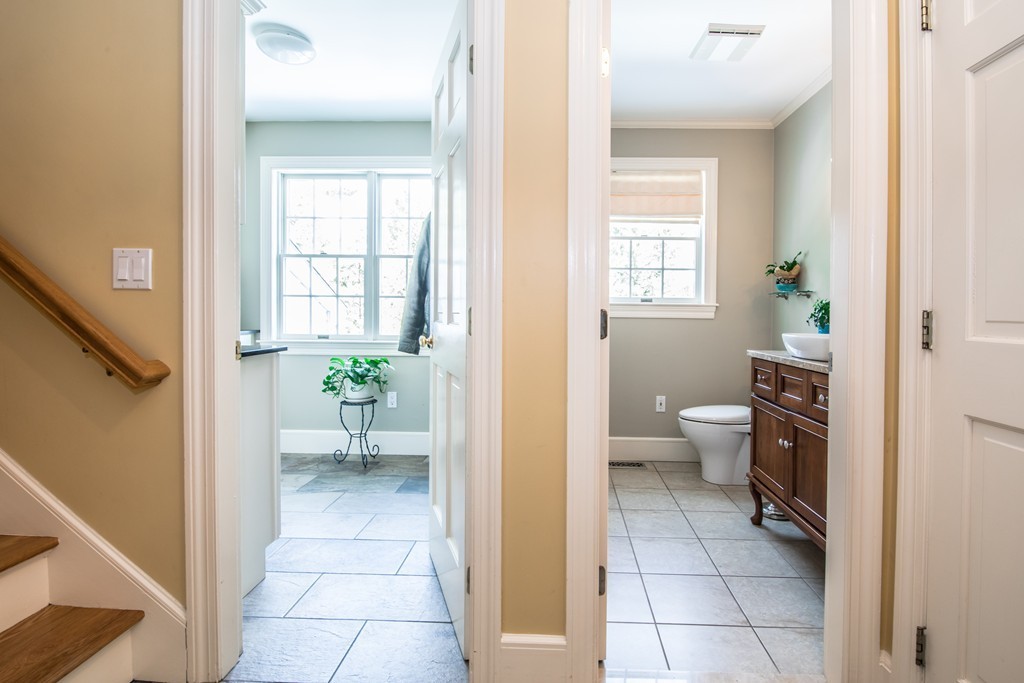 32 Spring Hill Road Merrimac, MA 01860 - Photo 14 of 30