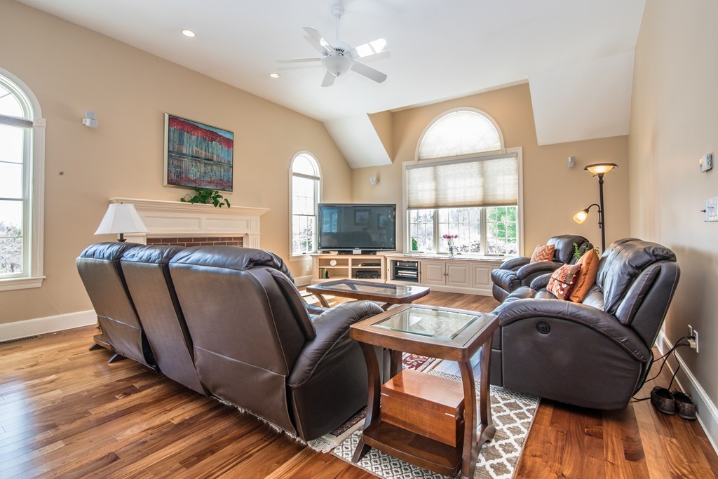 32 Spring Hill Road Merrimac, MA 01860 - Photo 7 of 30