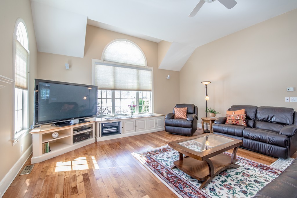 32 Spring Hill Road Merrimac, MA 01860 - Photo 8 of 30