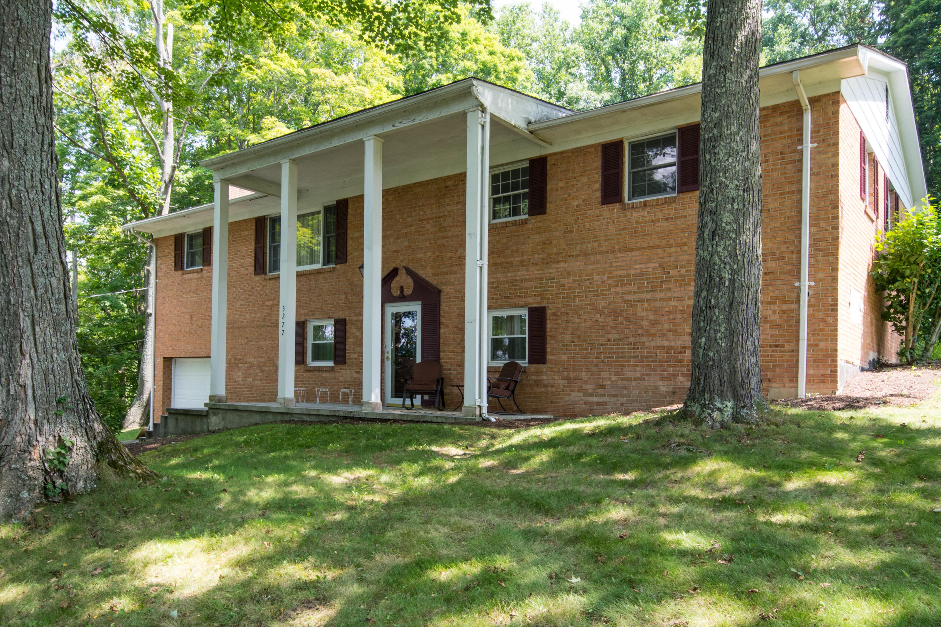 3277 Davis Stuart Road Lewisburg, WV 24901 - Photo 3 of 53 Gallery Image 3