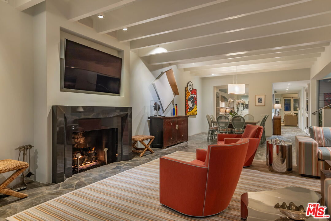 23758 Malibu Road Malibu, CA 90265 - Photo 9 of 36