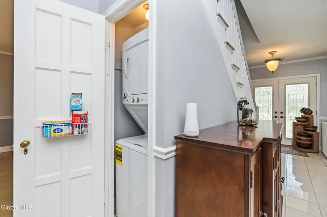 $574,900 | 28 Tudor Road, Albany, NY 12203