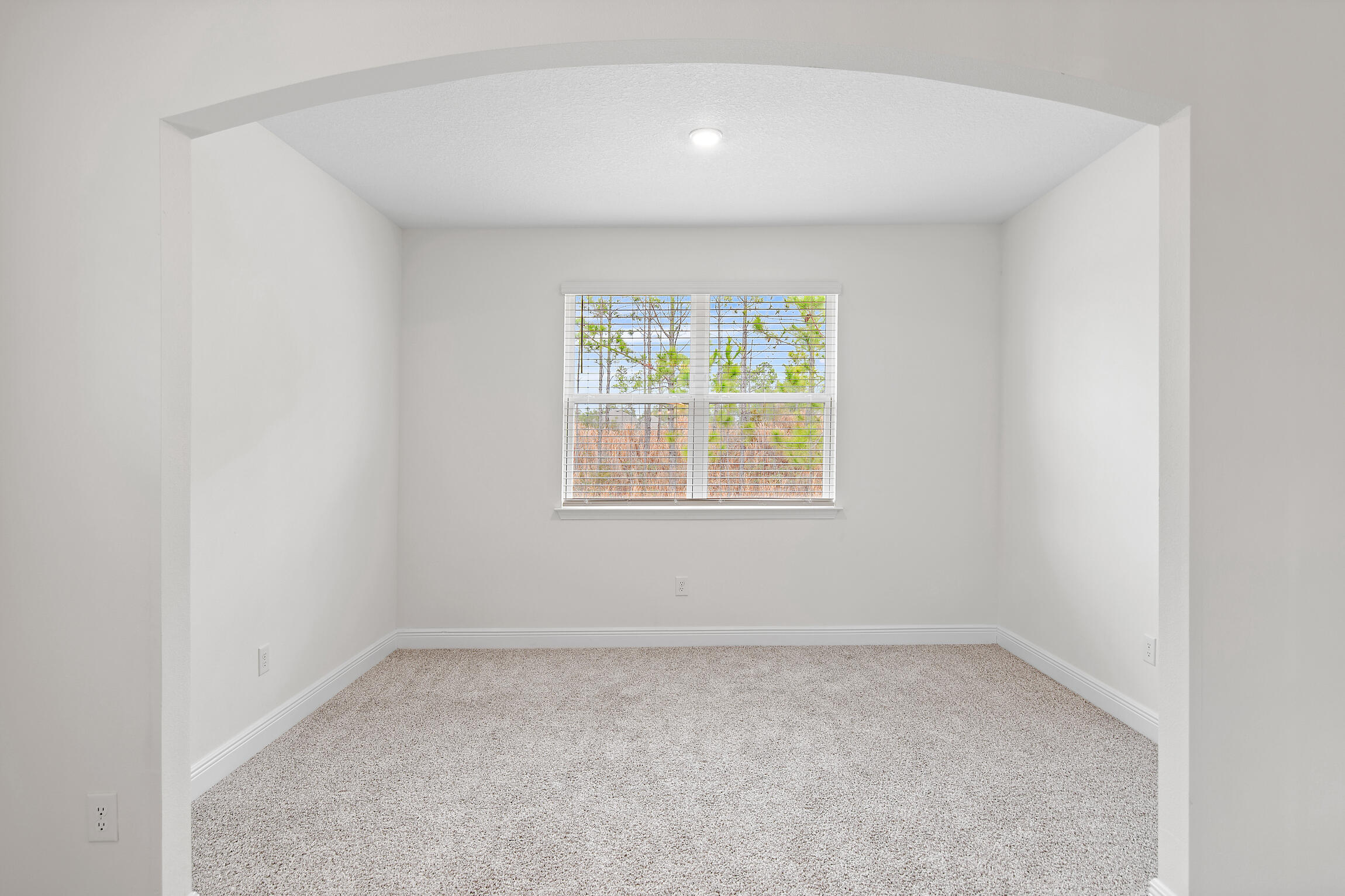 430 Fairway Crossing Freeport, FL 32439 - Photo 29 of 57 Primary Bedroom Siting Area