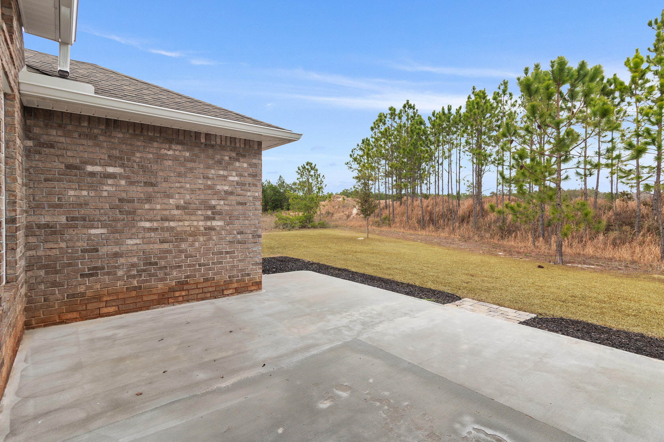 430 Fairway Crossing Freeport, FL 32439 - Photo 38 of 57 a view of back yard of the house