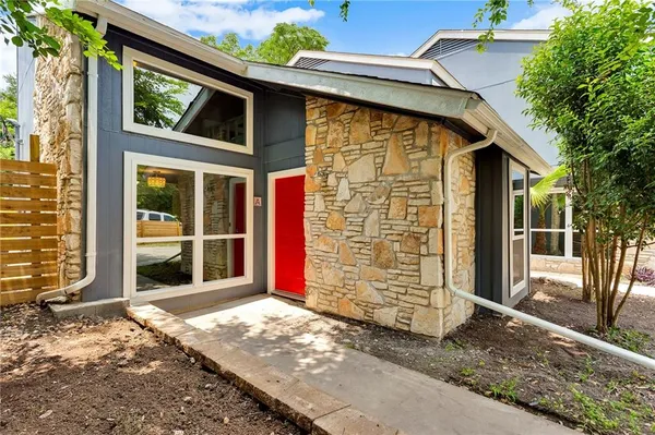 $2,000 | 2706 Mulford Cove, Unit A, Austin, TX 78741