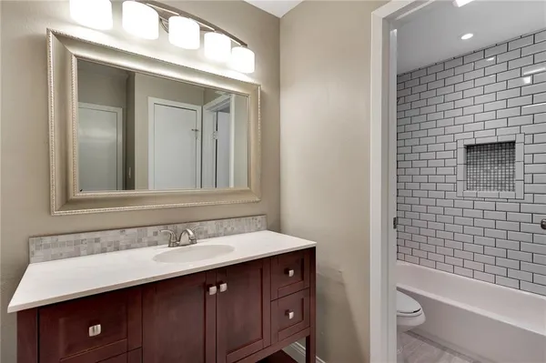 $2,000 | 2706 Mulford Cove, Unit A, Austin, TX 78741