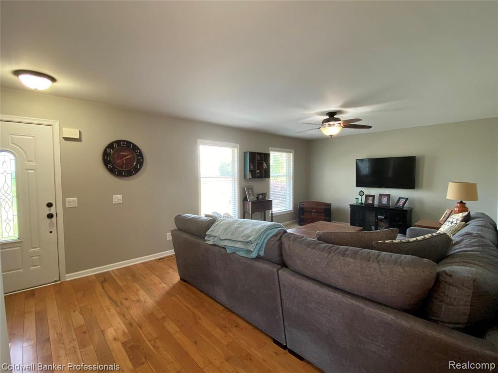 13800 Burt Road Capac, MI 48014 - Photo 22 of 39