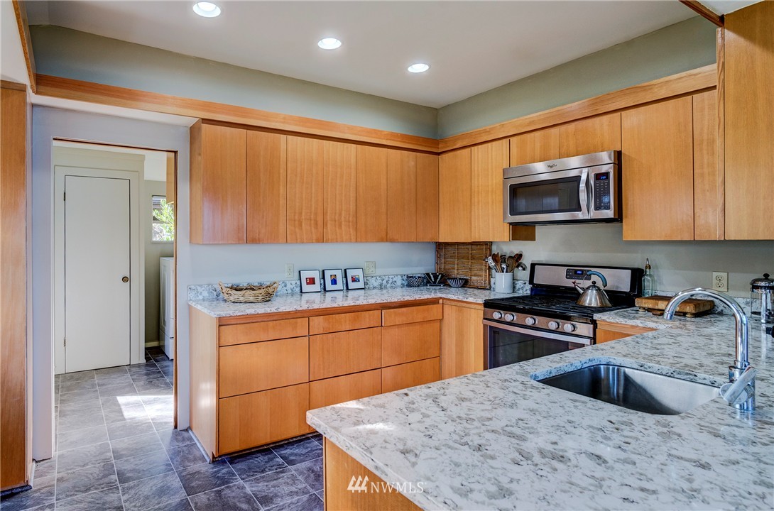 1167 Lopez Sound Road Lopez Island, WA 98261 - Photo 11 of 21