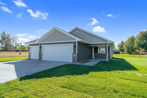 $388,900 | 1334 Aspen Drive, St. Croix Falls, WI 54024