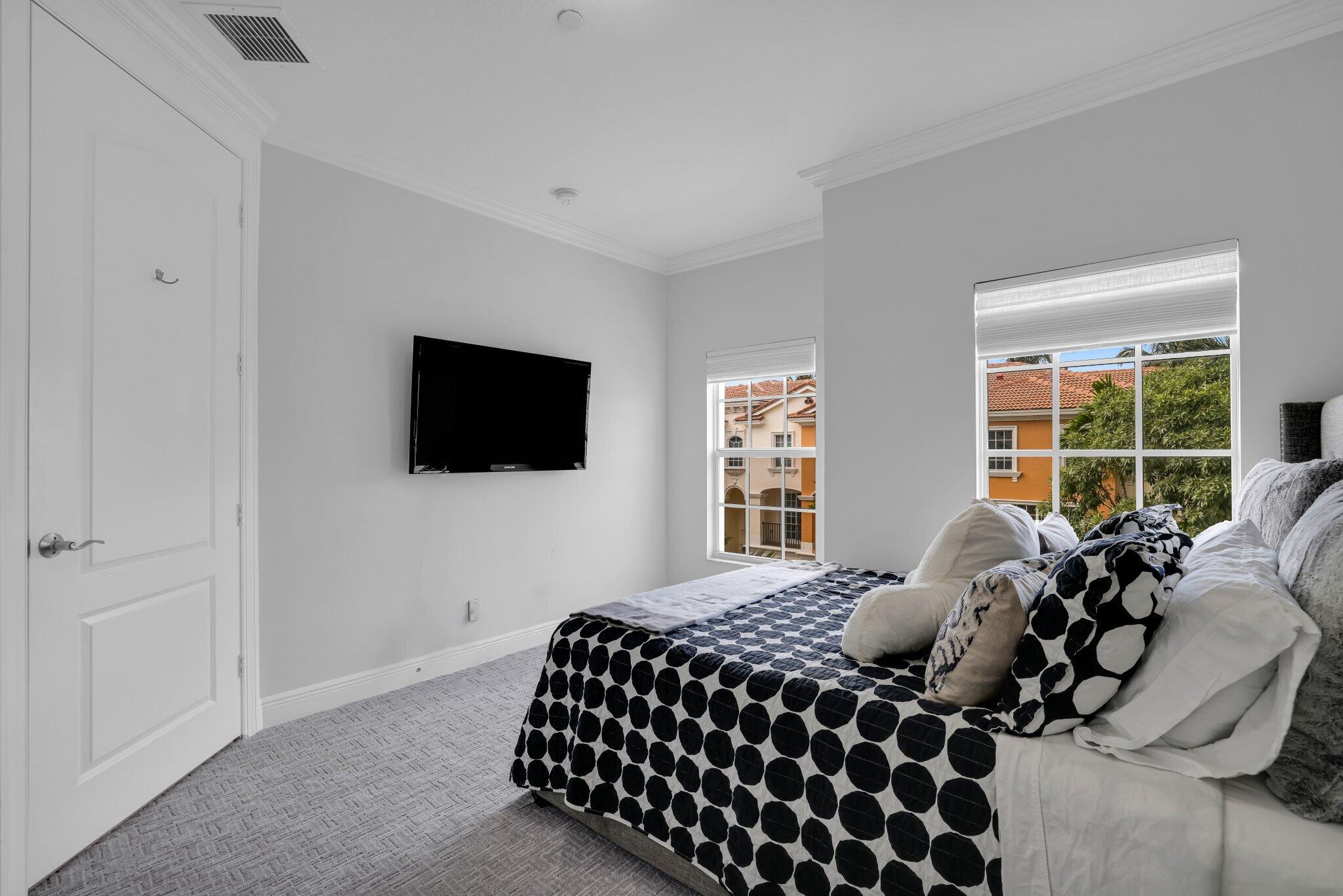 616 Northeast Rossetti Lane Boca Raton, FL 33487 - Photo 42 of 59 616 Northeast Rossetti Lane - 45.jpg-SMA