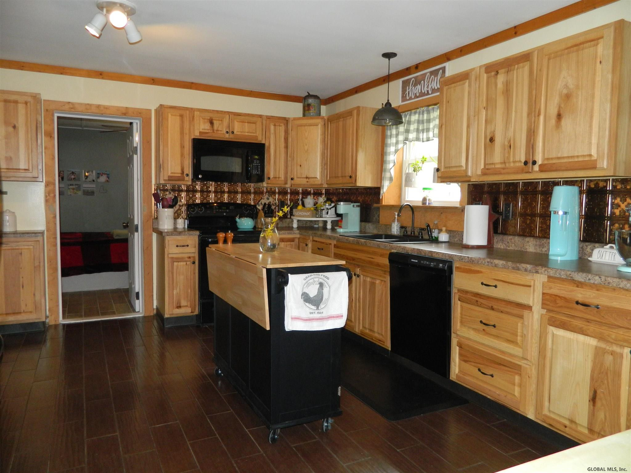 606 Snake Hill Road Poestenkill, NY 12140 - Photo 6 of 33 Photo 6