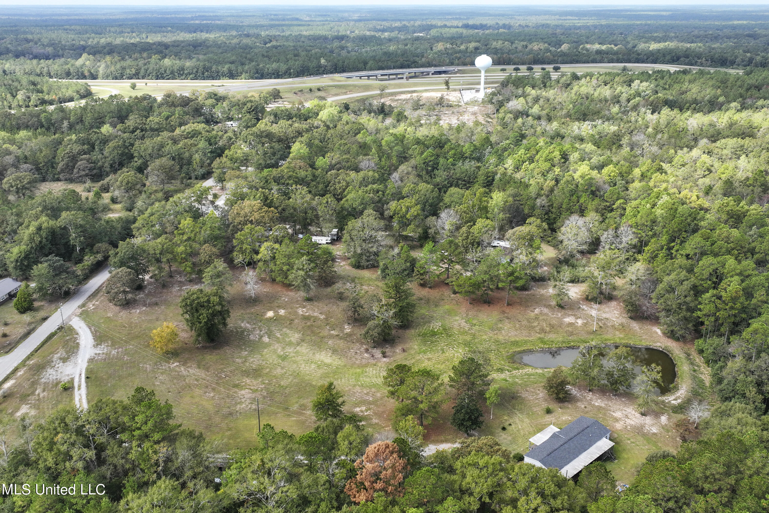 17146 Lakeview Road Saucier, MS 39574 - Photo 41 of 41 046