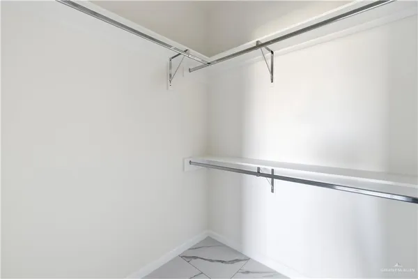 $1,380 | 1324 North Abesam Avenue, Unit 2, Edinburg, TX 78542