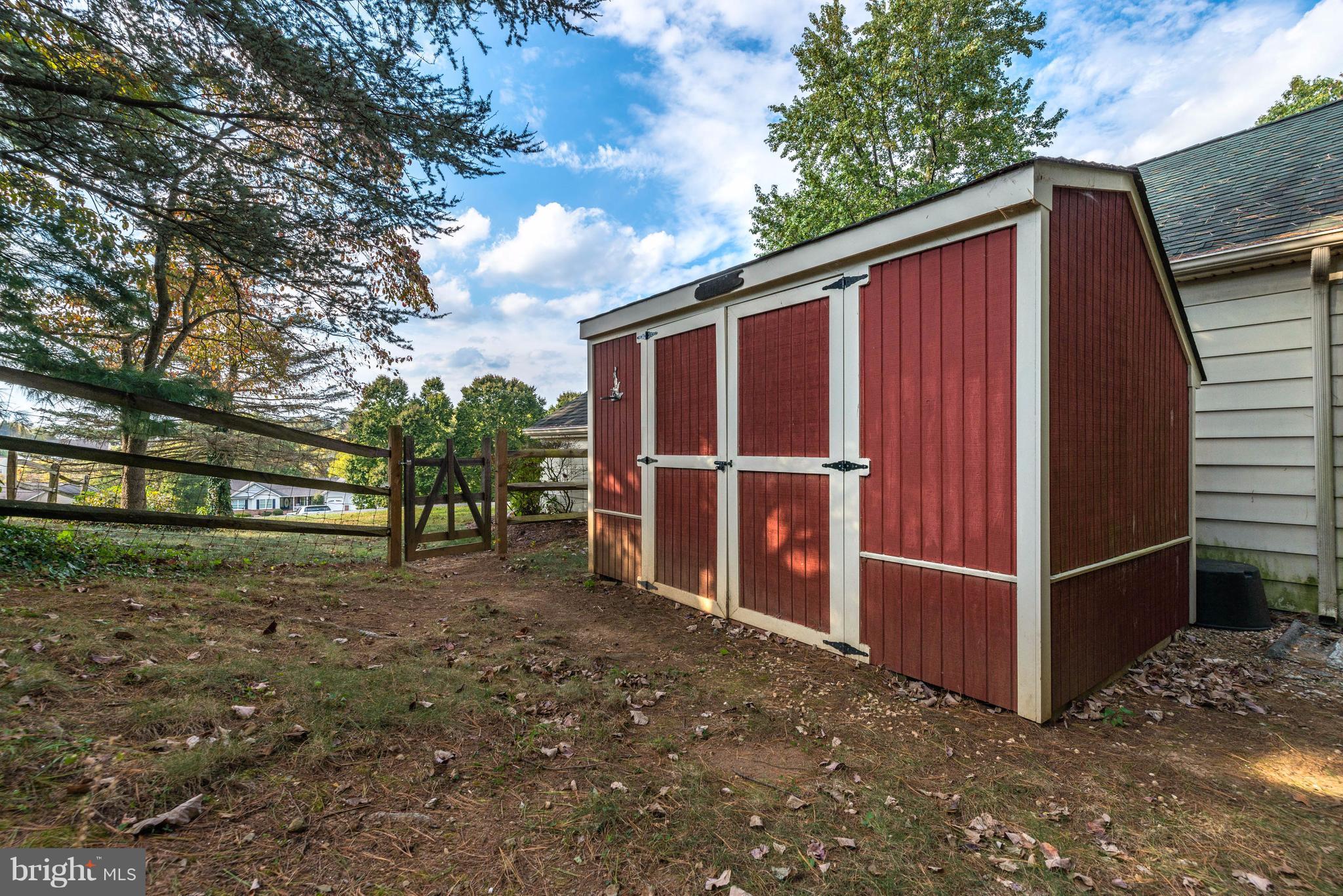 841 Gist Road Westminster, MD 21157 - Photo 5 of 30 Storage Shed