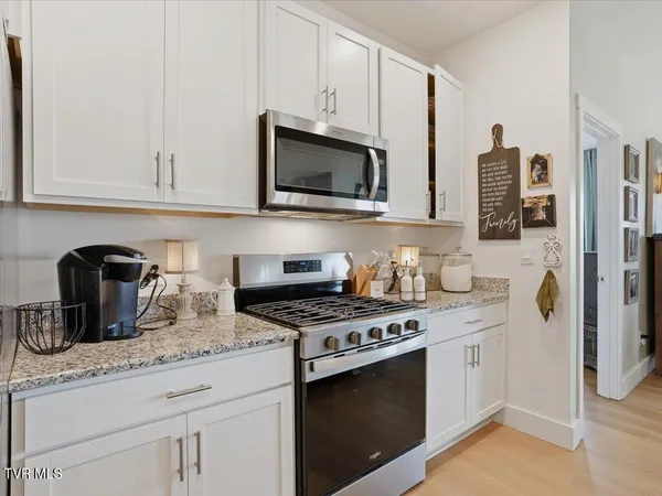 $345,000 | 5128 Lost Crk Drive, Morristown, TN 37813