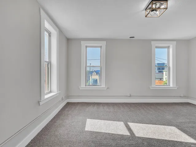 $539,900 | 439 East Wayne Street, Fort Wayne, IN 46802