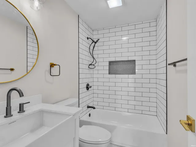 $539,900 | 439 East Wayne Street, Fort Wayne, IN 46802