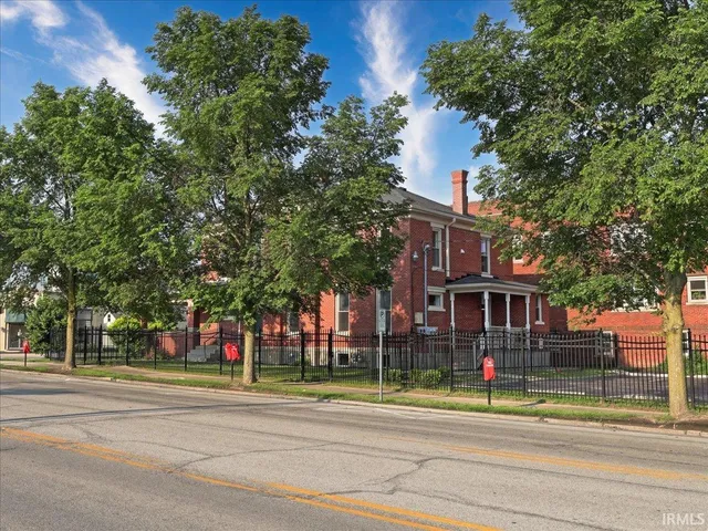 $539,900 | 439 East Wayne Street, Fort Wayne, IN 46802