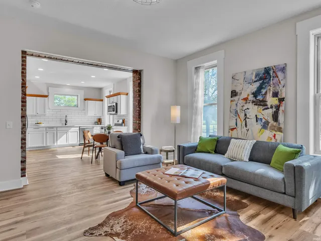 $539,900 | 439 East Wayne Street, Fort Wayne, IN 46802